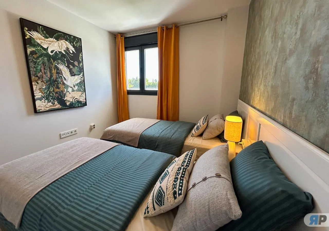 Apartment Archidona With Terrace And Garden View 埃斯特波纳 0*,